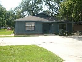 5th image of 1510 Continental Dr APT B