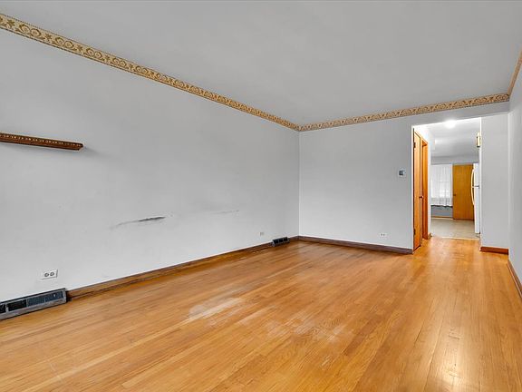 5th image of 11124 S Avenue J