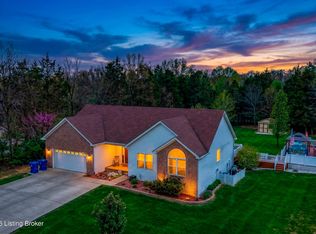 3006 Mint Julep Ct, Crestwood, KY