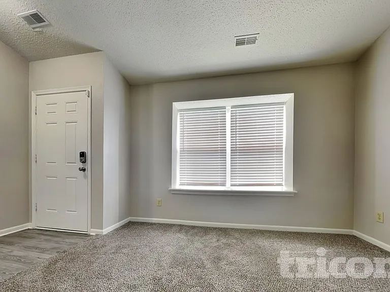 6453 Townsend Way — Photo 18