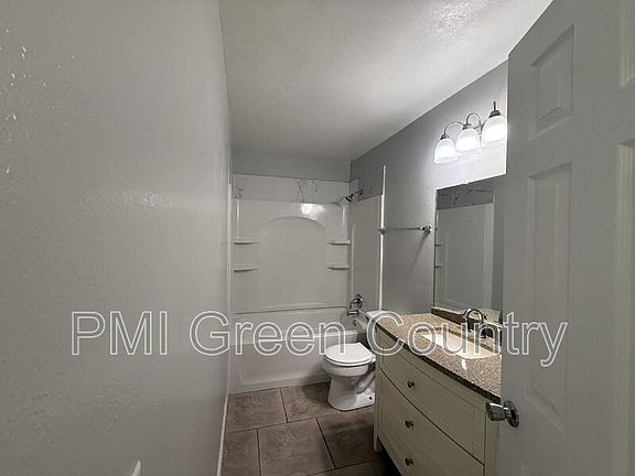 5th image of 618 N Fairland Ave #66-4