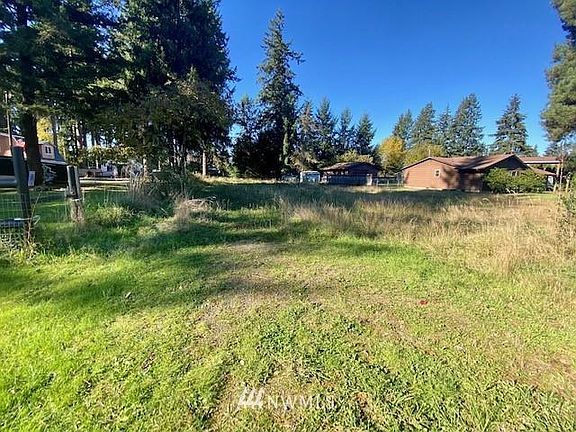 2nd image of 8204 60th Dr NE