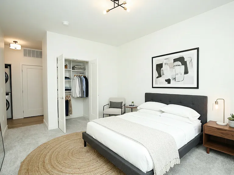 The Scheidler | 1BR+Den/1BA |850Sq.Ft.