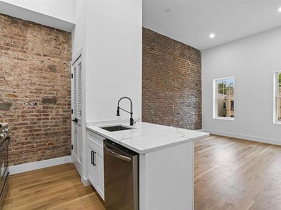 2nd image of 27 Corbin Ave #3F