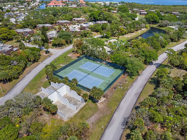 5674 SE Riverboat Dr #131 — Photo 14