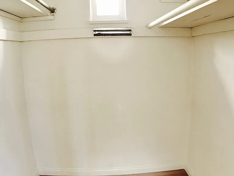 1340 Western Ave — Photo 14