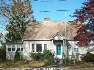 37 Uncas Rd, Clinton, CT 06413