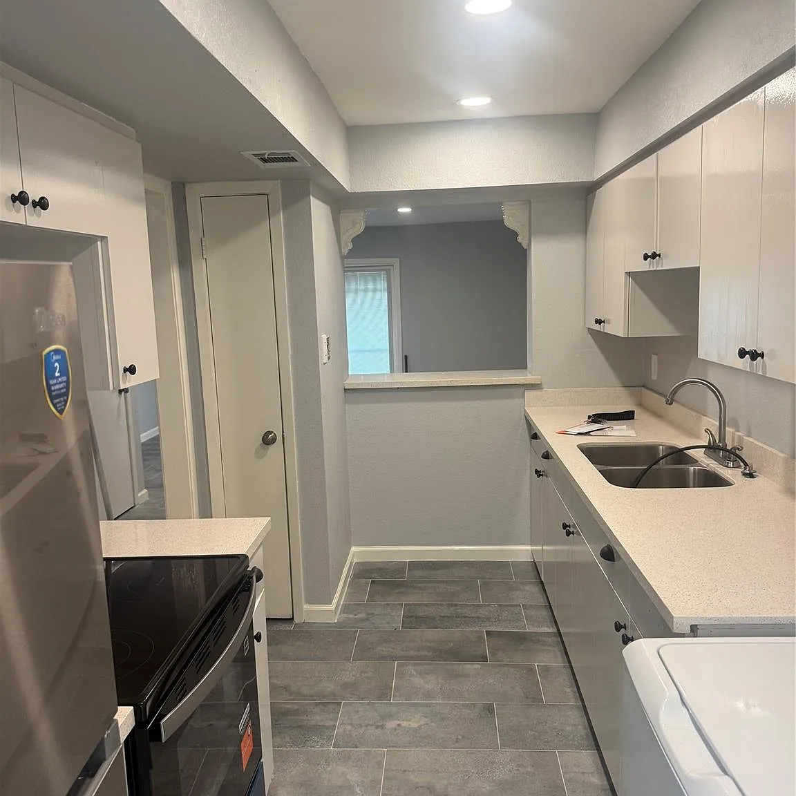 2 bed, 1.5 bath, 1122 sqft, $1,500 — Photo 3