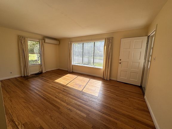 You will love this Roomy, Quaint Duplexe with Real Hardwood Floors