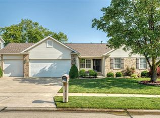 34 Goldtrail Dr, Saint Charles, MO 63301