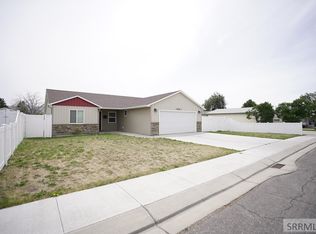 1863 Scottsdale Dr, Pocatello, ID 83202