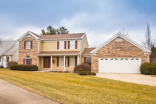 2918 Robeson Park Dr photo 1