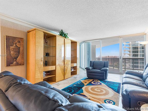 4th image of 16711 Collins Ave APT 2302