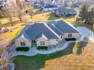 9522 Poplar Creek Pl, Leo, IN 46765