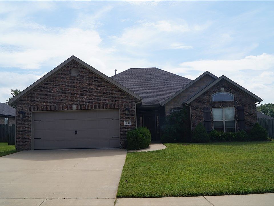 1st image of 4823 Homespun Dr