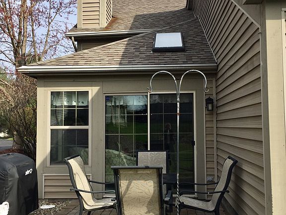 Patio & view of pond.