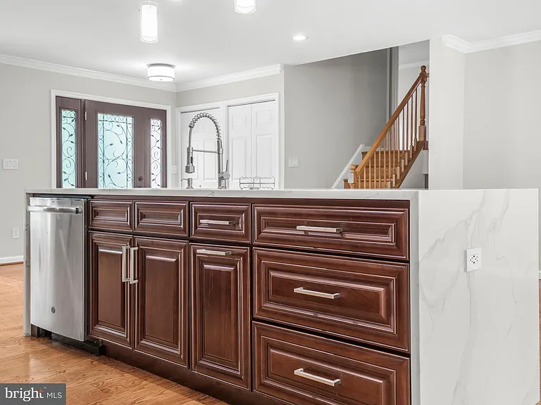 14204 Woodcrest Dr — Photo 24