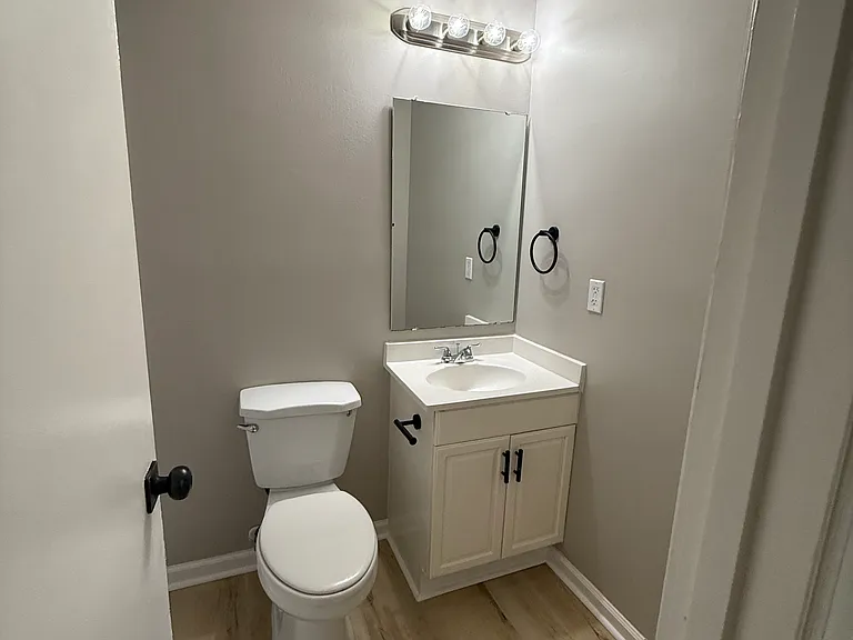 6472 Windsor Gate Ln — Photo 7