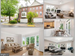 8908 Royal Hannah Ln, Fairfax, VA 22031