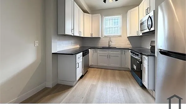 2 bed, 840 sqft, $1,475 — Photo 4