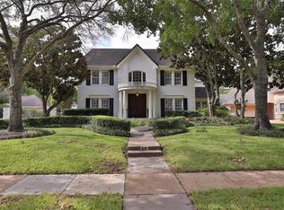 60 Glen Loch Ct, Sugar Land, TX 77479