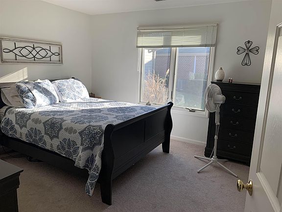 5th image of 4726 E Heritage Cir #4726