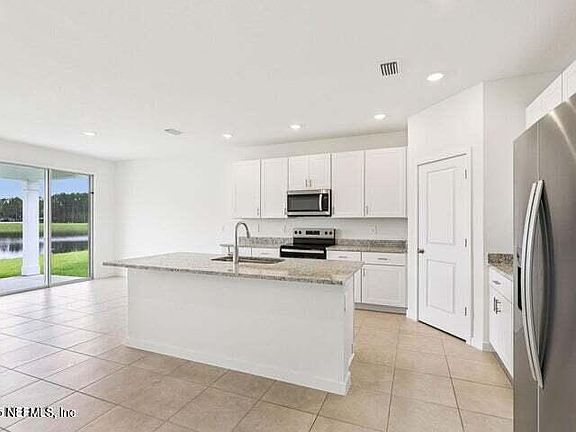 5th image of 3298 LAGO VISTA Drive