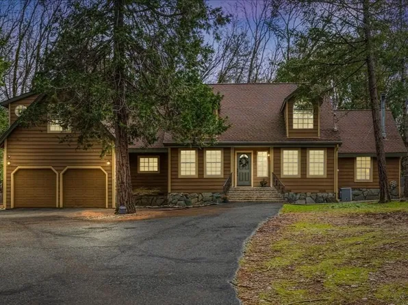 5245 Happy Pines Dr, Foresthill, CA 95631