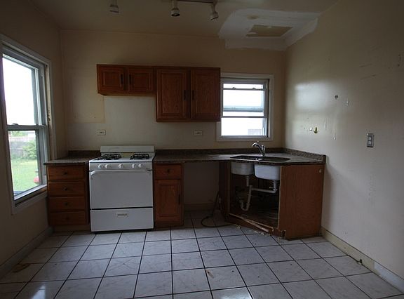 4th image of 1314 S 6th Ave