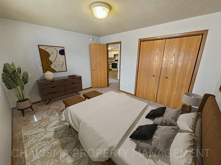 340 N Main Avenue — Photo 35