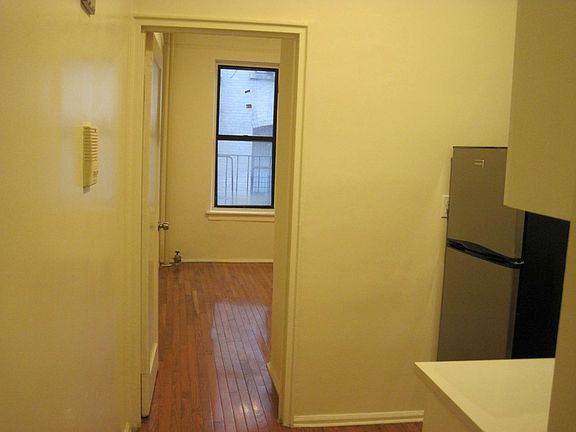 3rd image of 148 W 141st St APT 3F