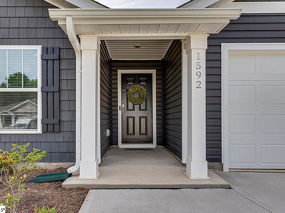 2nd image of 1592 Martingale Way