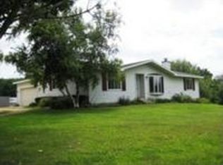 7004 Schultz Rd, Harvard, IL 60033