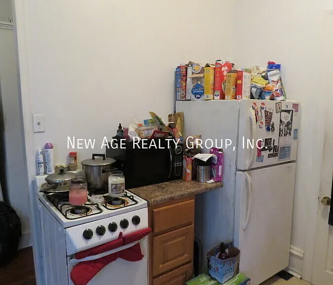 3416 Baring St #2R — Photo 8