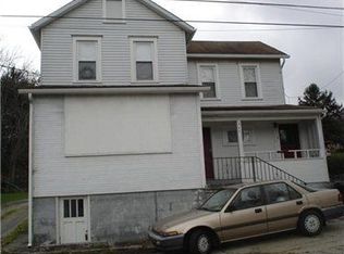 547 Twele Rd, Greenock, PA 15047