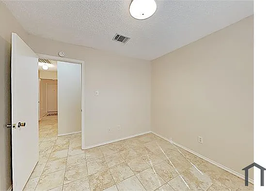7912 Hot Springs Ct — Photo 11