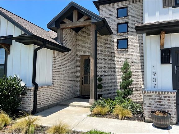 2nd image of 1907 Cottonwood Terrace Ct