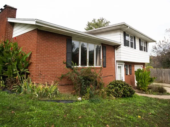 10 Rallen Dr, The Plains, OH 45780