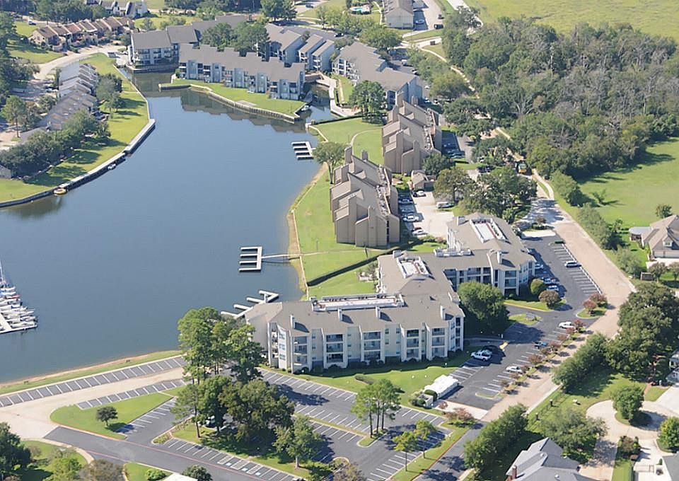 1st image of 12800 Melville Dr #301