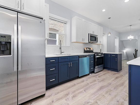 2nd image of 1050 N Lawndale Ave #1