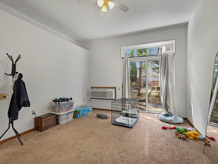 2605 University Ave #3 — Photo 2