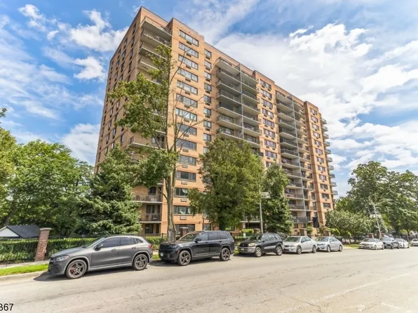 60 Parkway Dr #3J, East Orange City, NJ 07017