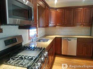 158 Walnut St #12B, Somerville, MA 02145