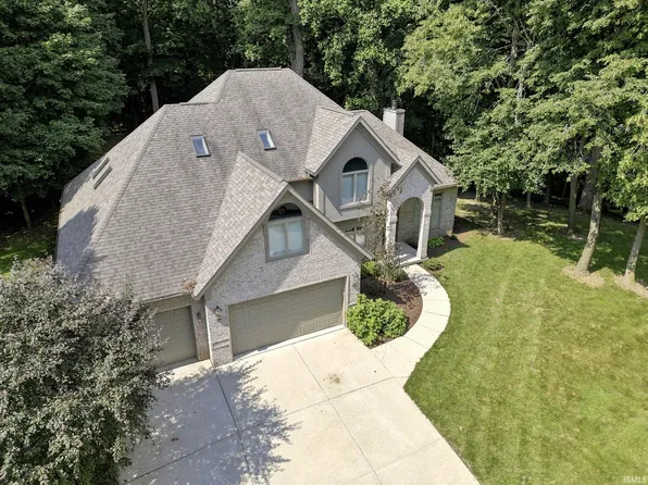 1929 Durkees Run Ct, Lafayette, IN 47905