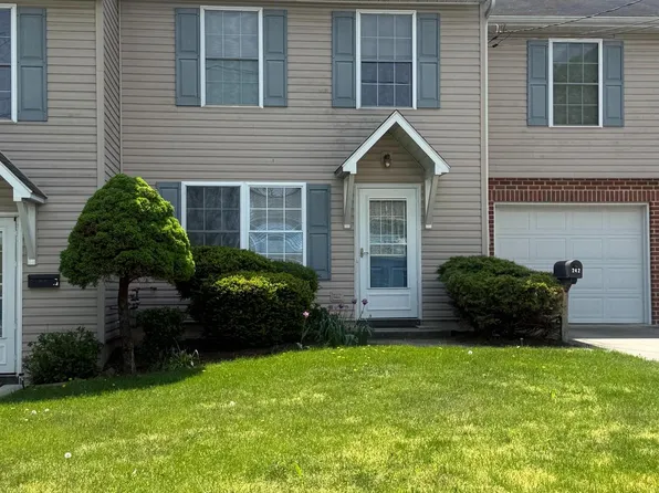 242 H St, Carlisle, PA 17013