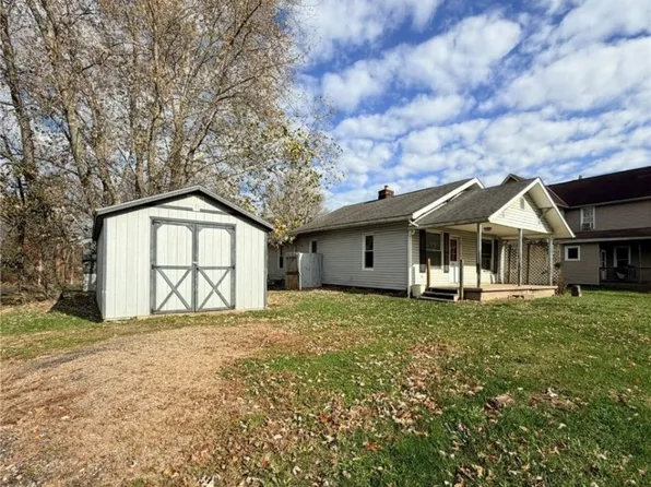 2037 North Ave, Cambridge, OH 43725