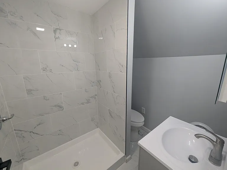 295 Lloyd St #2 — Photo 7