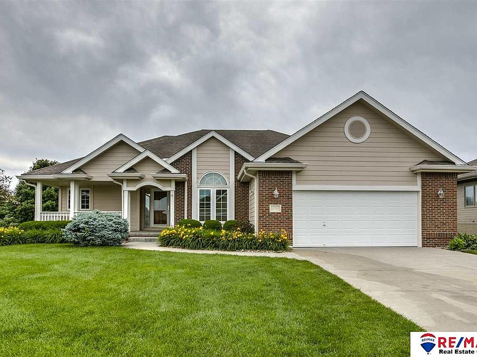 1st image of 13703 Tregaron Dr