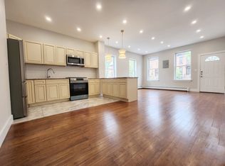 492 Van Buren St #1, Brooklyn, NY 11221