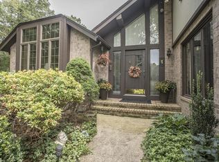 201 Carpenter St, Seekonk, MA 02771